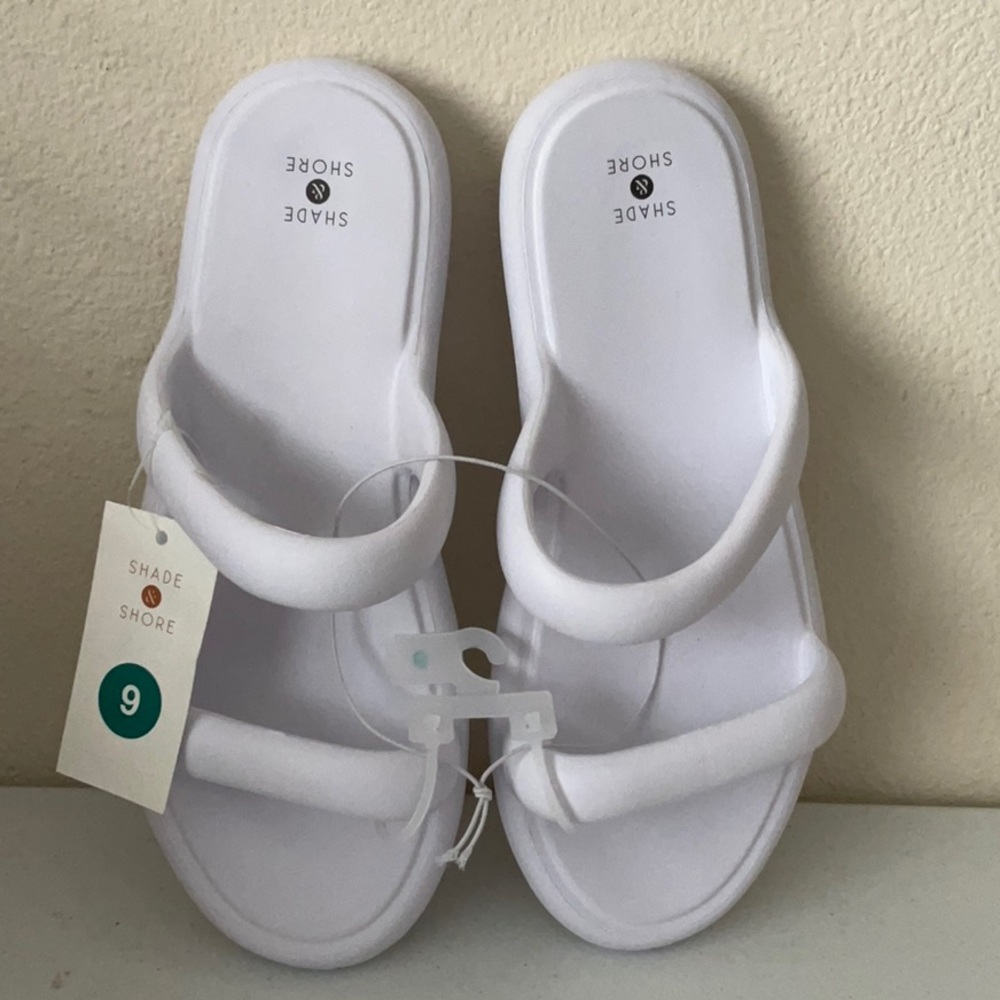 Shade & Shore Classic White Slide Sandals